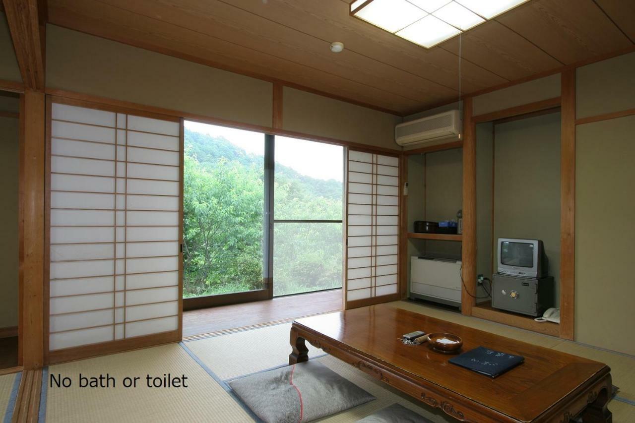 Tokonamiso Hotel Nagiso Buitenkant foto