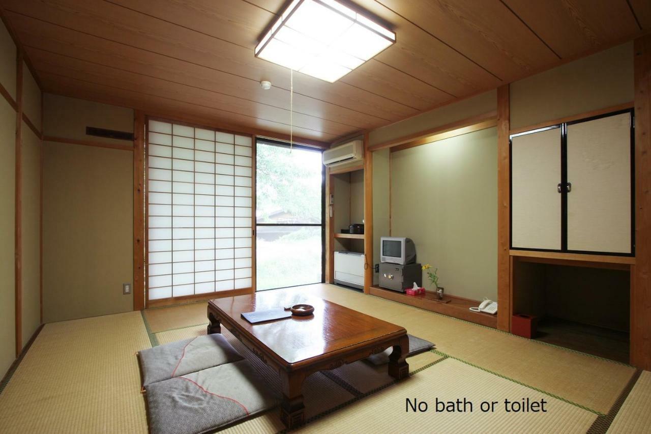 Tokonamiso Hotel Nagiso Buitenkant foto